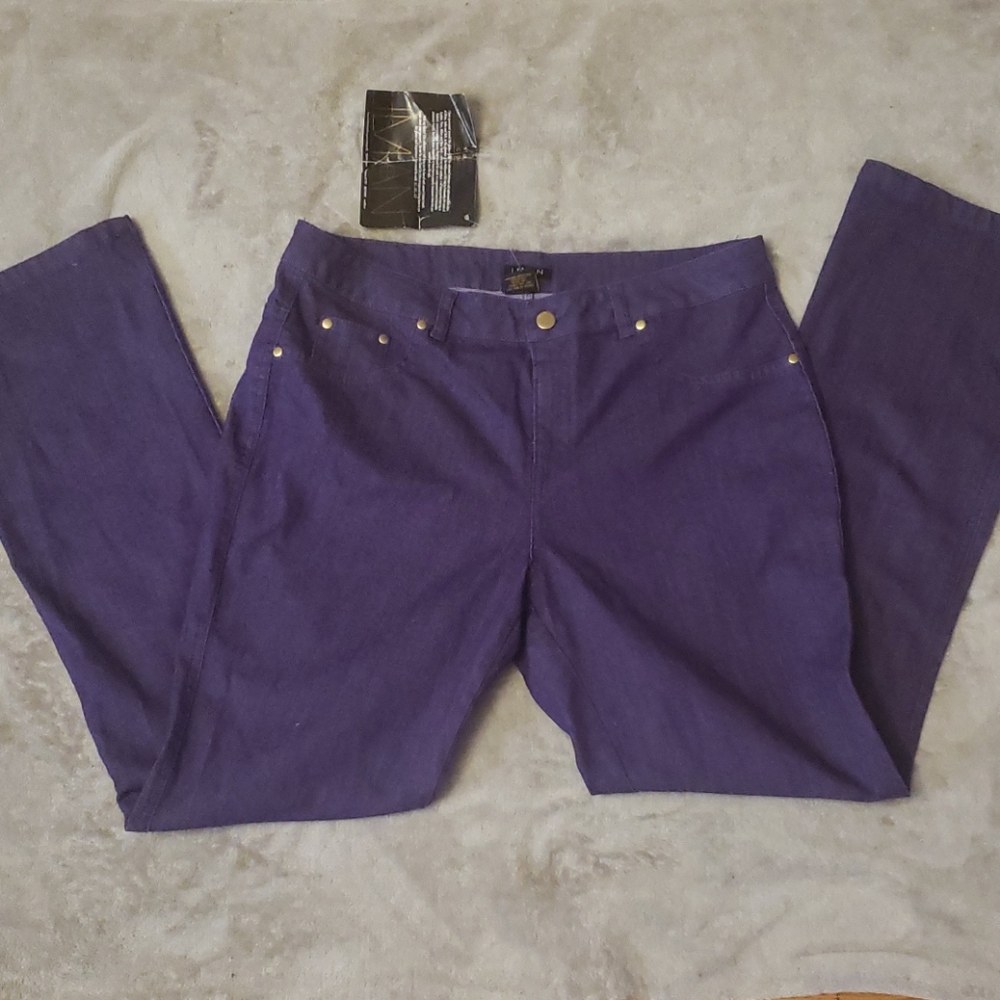 NWT Women Purple Jeans Size L